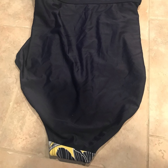 ❤️NWOT Cute Merona Swimsuit Small - Picture 3 of 5